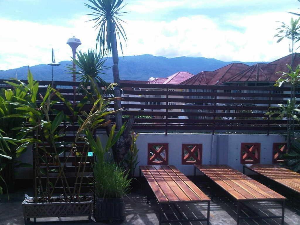 Albergue Junior House Chiang Mai Exterior foto