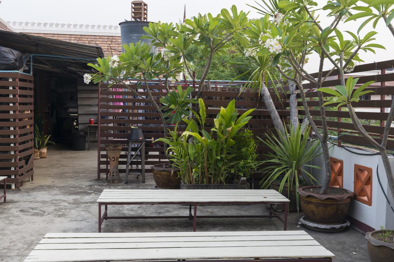 Albergue Junior House Chiang Mai Exterior foto